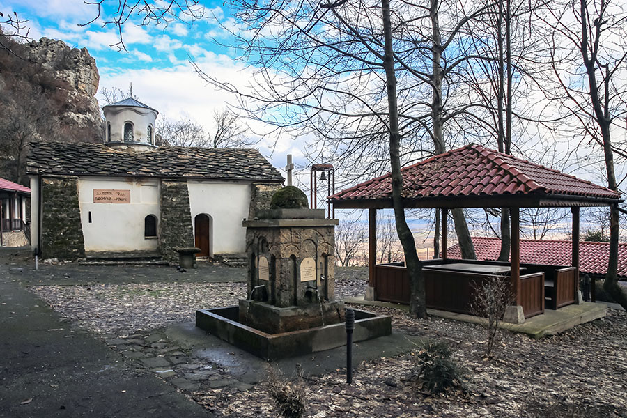 Mănăstirea Ivan Pusti