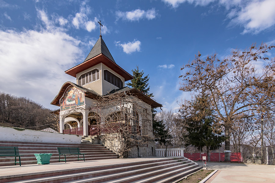 Drobeta Turnu Severin - Mănăstirea Strehaia